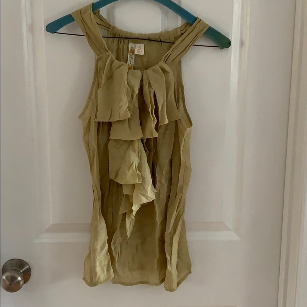 Woman’s top